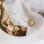 Detail van Schelpmotief op Goud Vergulde Ketting