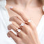 Verstellbarer Ring mit Magnoliendesign